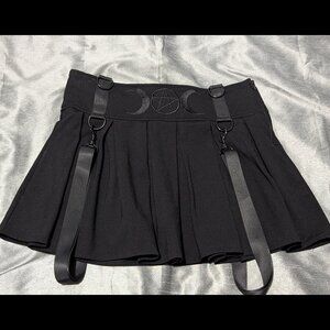 Dolls Kill Menacing Magic Pleated Skirt Black Medium